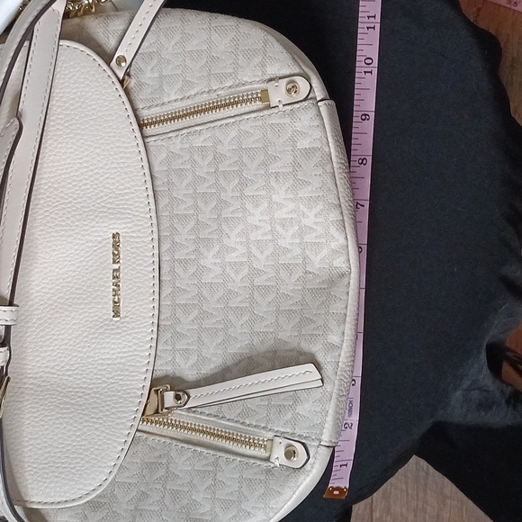 MICHAEL KORS EVIE NWT😍😍😍😍 - Picture 8 of 9